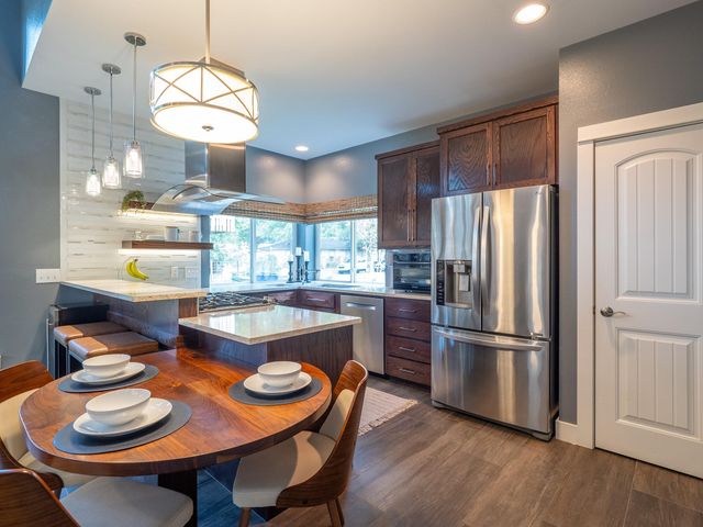 1005 Mansell Ave A, Austin, TX 78702