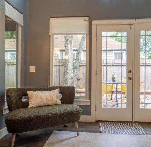 1005 Mansell Ave A, Austin, TX 78702