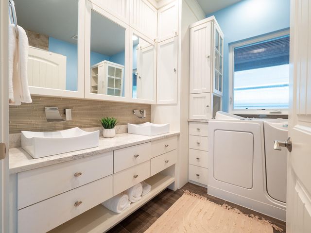 1005 Mansell Ave A, Austin, TX 78702