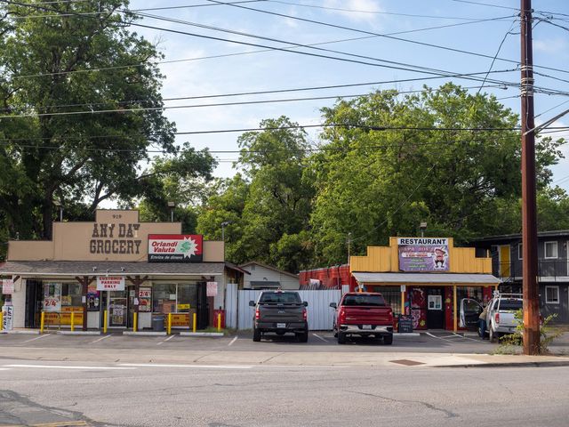1005 Mansell Ave A, Austin, TX 78702