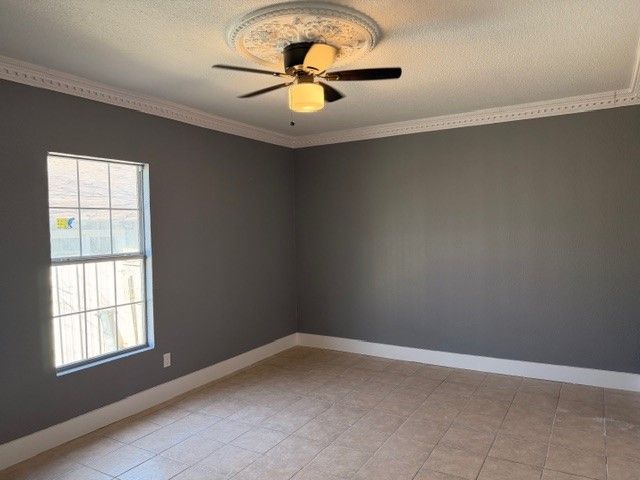 3725 Avenue M, Fort Worth, TX 76105