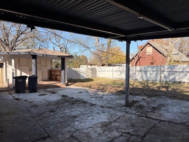 3725 Avenue M, Fort Worth, TX 76105