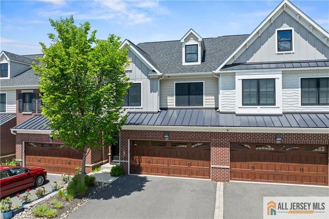 21 Riverwalk, Plainsboro, NJ 08536