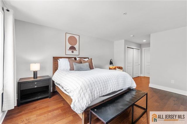 21 Riverwalk, Plainsboro, NJ 08536