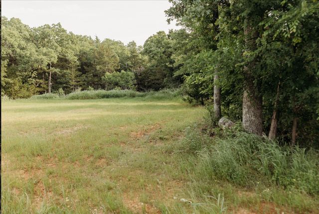 137 Yucatan Village Court, Gordonville, TX 76245