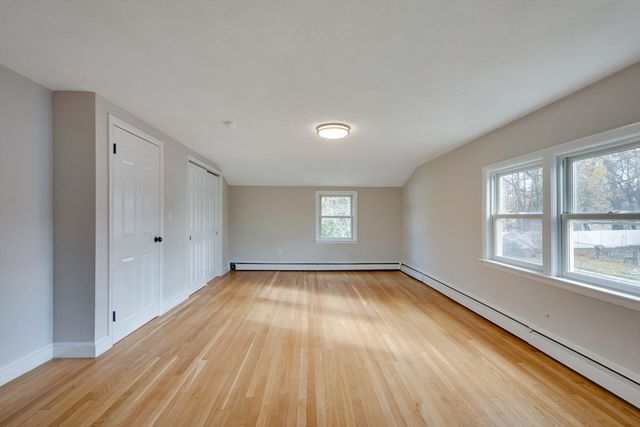 34 Irving Dr, Walpole, MA 02081