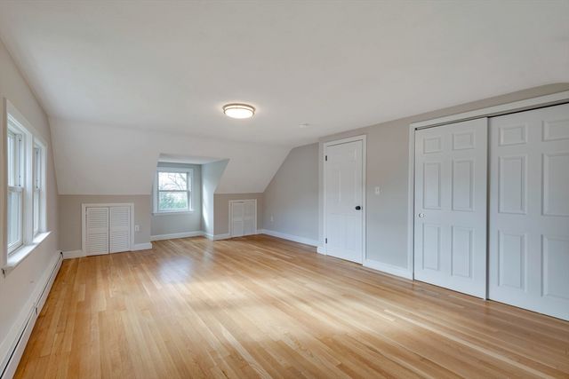 34 Irving Dr, Walpole, MA 02081