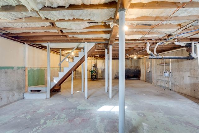 34 Irving Dr, Walpole, MA 02081