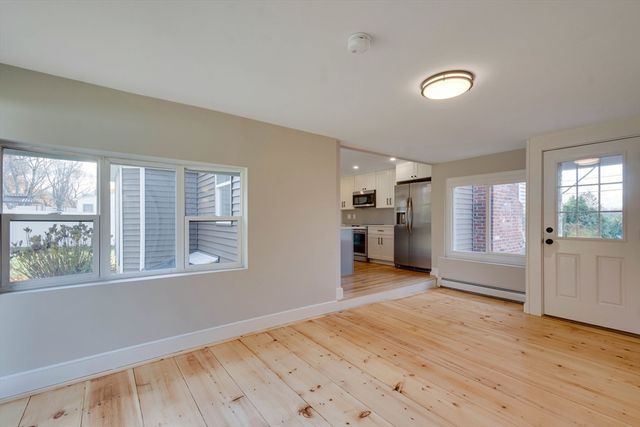 34 Irving Dr, Walpole, MA 02081