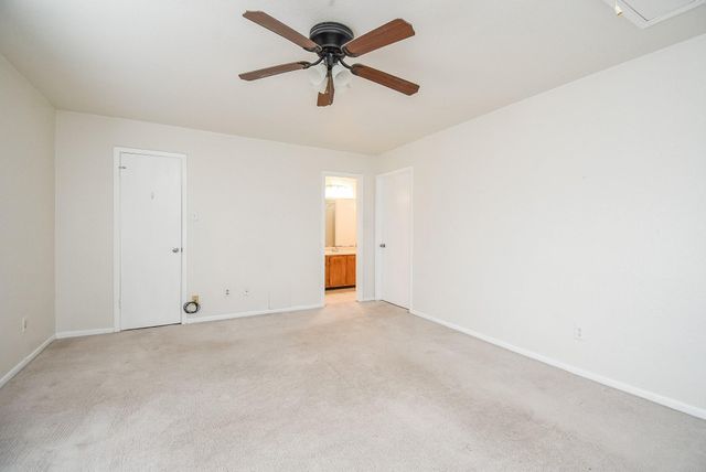 3007 Creekview Drive, Missouri City, TX 77459