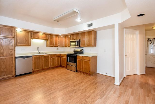 3007 Creekview Drive, Missouri City, TX 77459
