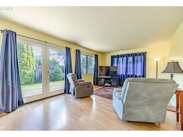 2939 WOLF MEADOWS Ln, Eugene, OR 97408