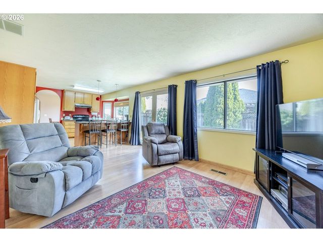 2939 WOLF MEADOWS Ln, Eugene, OR 97408