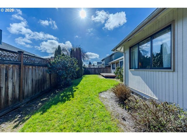 2939 WOLF MEADOWS Ln, Eugene, OR 97408