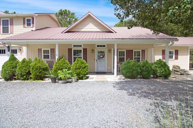 105 Stump Sound Church Road, Holly Ridge, NC 28445