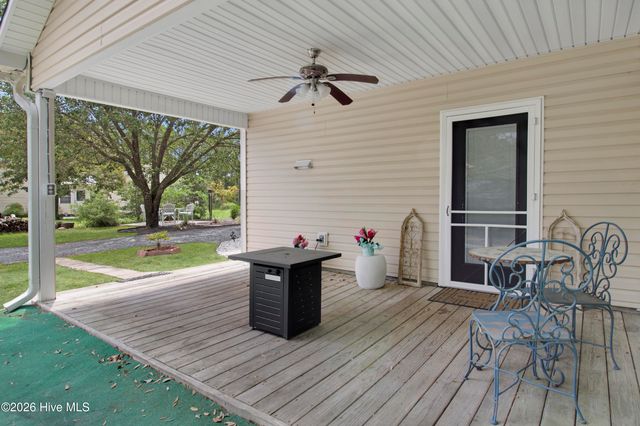 105 Stump Sound Church Road, Holly Ridge, NC 28445