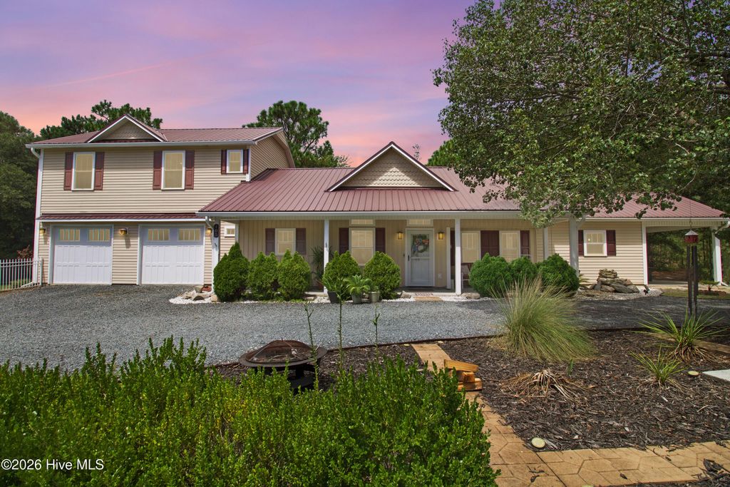 105 Stump Sound Church Road, Holly Ridge, NC 28445