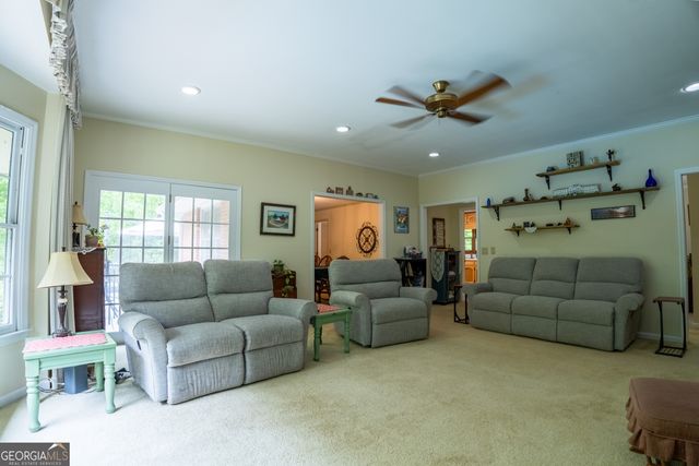 72 Tobler Creek Lane, Juliette, GA 31046