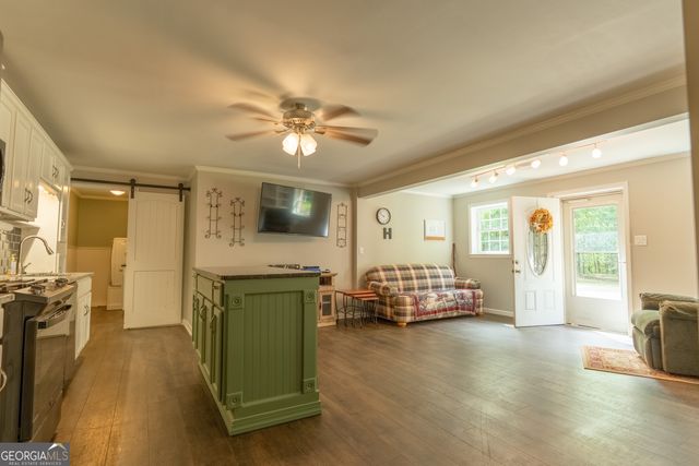 72 Tobler Creek Lane, Juliette, GA 31046