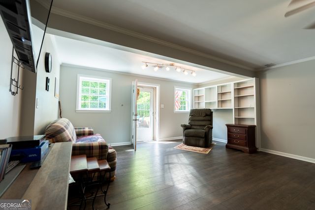 72 Tobler Creek Lane, Juliette, GA 31046