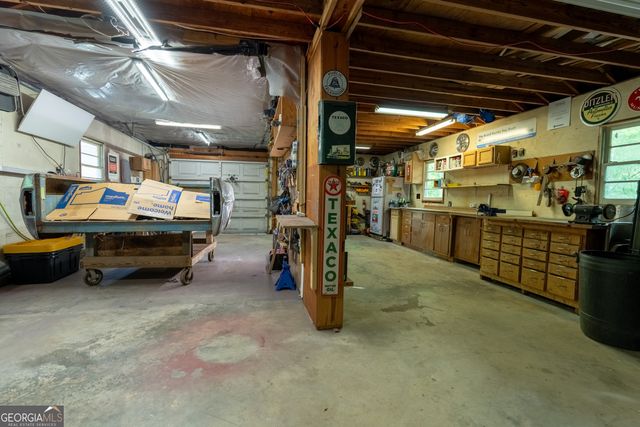 72 Tobler Creek Lane, Juliette, GA 31046