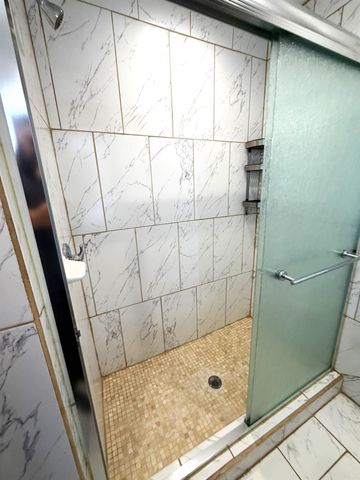 5763 Westover Street, Houston, TX 77033