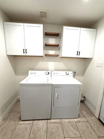 5763 Westover Street, Houston, TX 77033