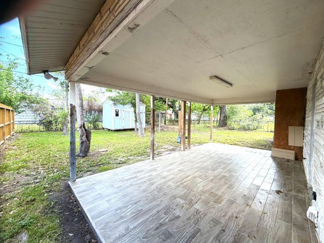 5763 Westover Street, Houston, TX 77033