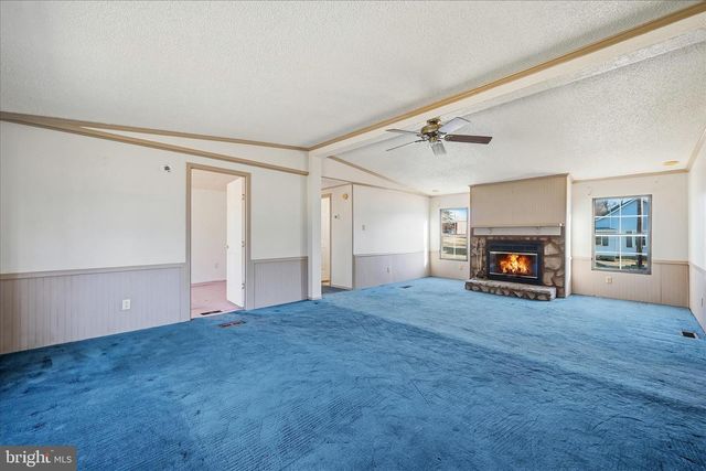 2 OLD CHAPEL AVE, Boyce, VA 22620