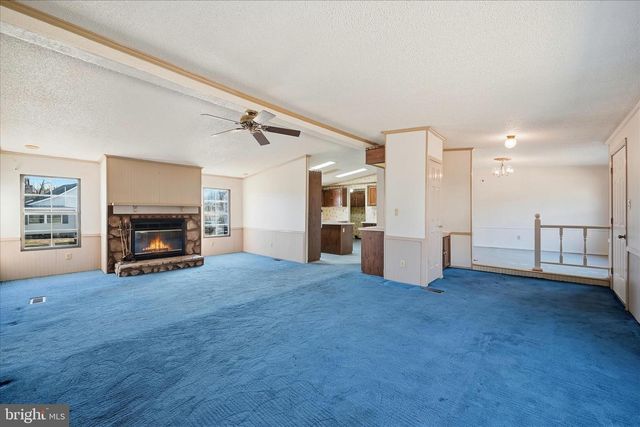 2 OLD CHAPEL AVE, Boyce, VA 22620