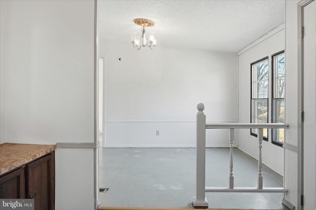 2 OLD CHAPEL AVE, Boyce, VA 22620