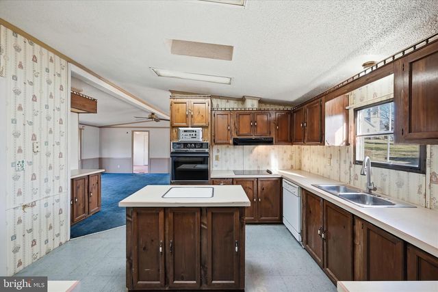 2 OLD CHAPEL AVE, Boyce, VA 22620