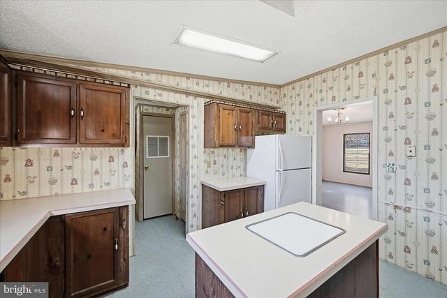 2 OLD CHAPEL AVE, Boyce, VA 22620