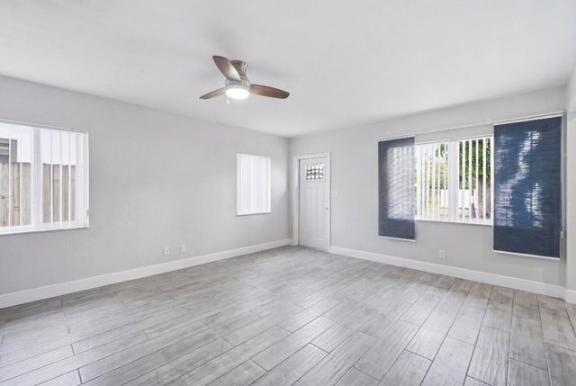 712 NE 10th Avenue, Pompano Beach, FL 33060