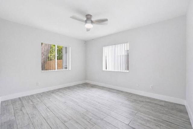 712 NE 10th Avenue, Pompano Beach, FL 33060