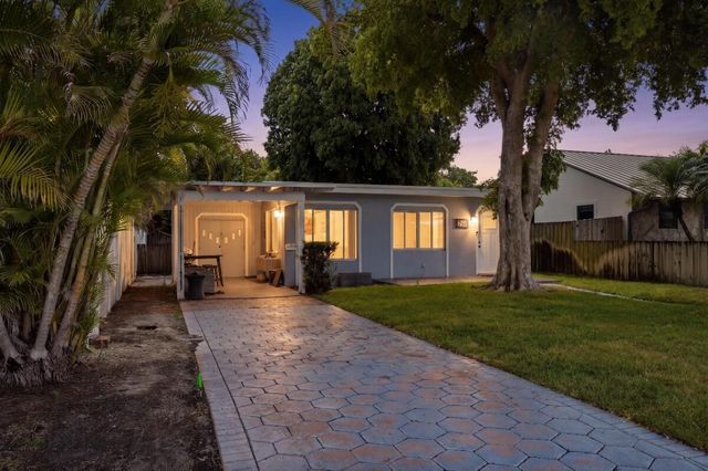 712 NE 10th Avenue, Pompano Beach, FL 33060