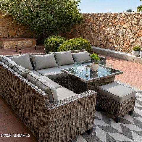 960 Flora Vista Drive, Las Cruces, NM 88007