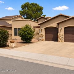960 Flora Vista Drive, Las Cruces, NM 88007