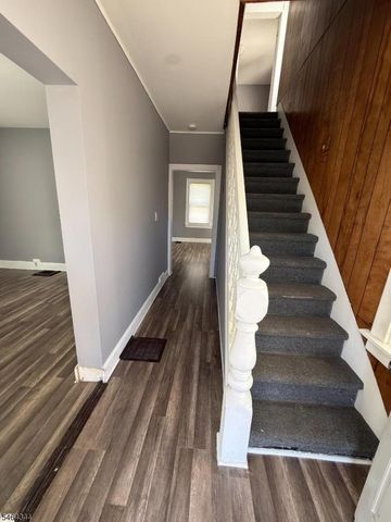 132 Boonton Ave, Boonton Town, NJ 07005