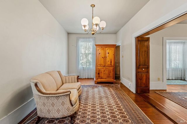 1201 Edwards St, St. Helena, CA 94574