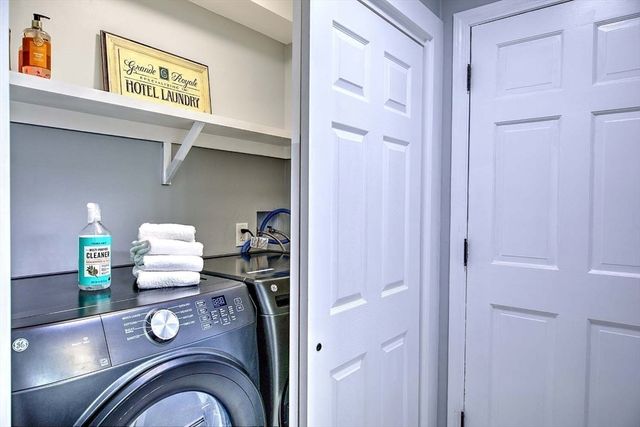 3 Pinetop Rd, Barrington, RI 02806