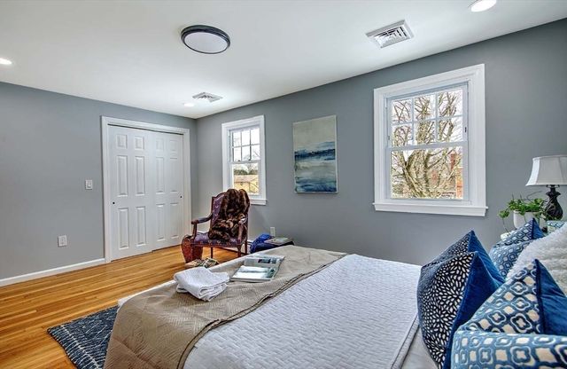 3 Pinetop Rd, Barrington, RI 02806