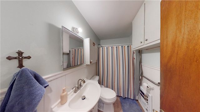 906 S Elm Street, Siloam Springs, AR 72761