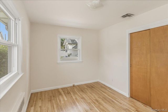 17 Duryea Place, Lynbrook, NY 11563