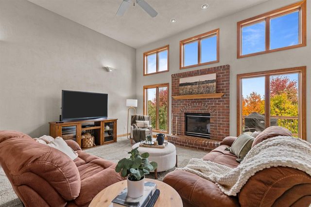 N2662 FOX VIEW DRIVE, Hortonville, WI 54944