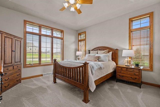 N2662 FOX VIEW DRIVE, Hortonville, WI 54944