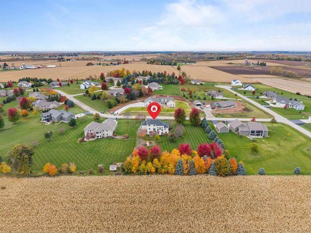 N2662 FOX VIEW DRIVE, Hortonville, WI 54944