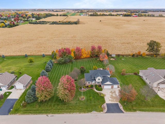 N2662 FOX VIEW DRIVE, Hortonville, WI 54944