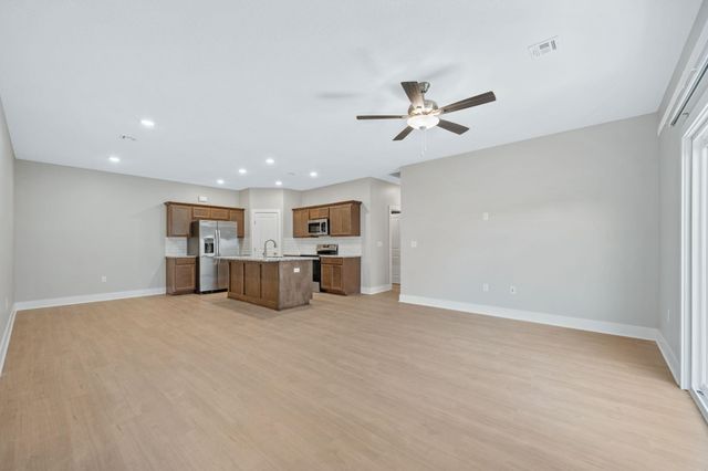 9131 E Chris Ct, Bel Aire, KS 67226