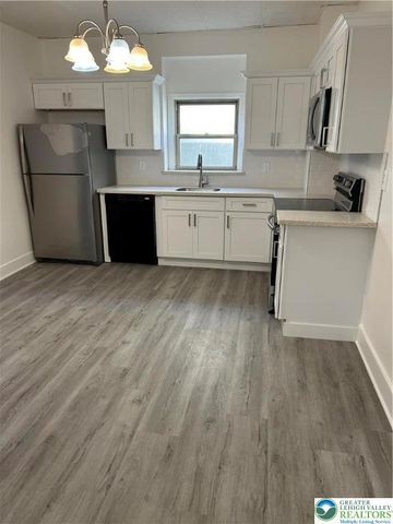 2 East Broad C, Bethlehem City, PA 18018